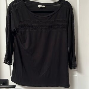GAP Black Long Sleeve Tee